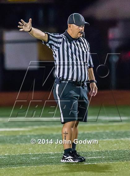 Thumbnail 2 in Alvin JV Orange vs Manvel JV White photogallery.