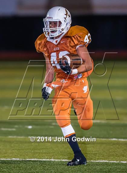 Thumbnail 3 in Alvin JV Orange vs Manvel JV White photogallery.