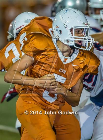 Thumbnail 2 in Alvin JV Orange vs Manvel JV White photogallery.