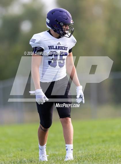 Thumbnail 2 in JV: Grand Island @ Lincoln Southwest photogallery.