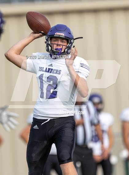 Thumbnail 2 in JV: Grand Island @ Lincoln Southwest photogallery.