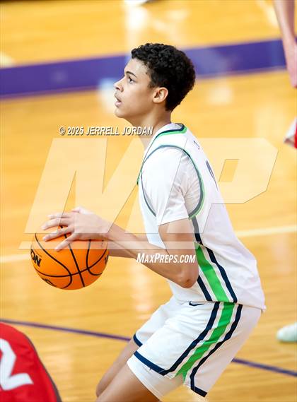 Thumbnail 1 in Green Level vs Sidwell Friends (John Wall Holiday Invitational) photogallery.