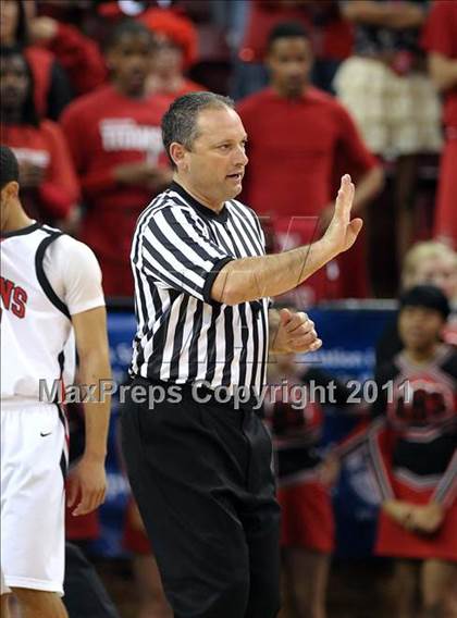 Thumbnail 3 in St. Mary's vs. Antelope (CIF SJS D2 Final) photogallery.