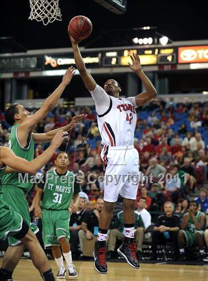 Thumbnail 1 in St. Mary's vs. Antelope (CIF SJS D2 Final) photogallery.