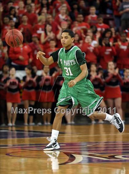 Thumbnail 3 in St. Mary's vs. Antelope (CIF SJS D2 Final) photogallery.
