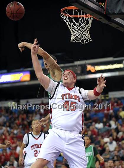 Thumbnail 1 in St. Mary's vs. Antelope (CIF SJS D2 Final) photogallery.