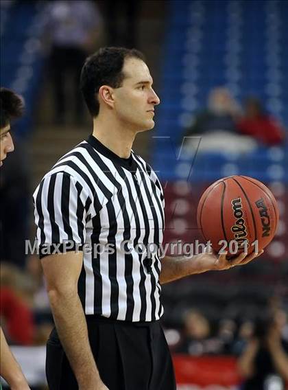 Thumbnail 3 in St. Mary's vs. Antelope (CIF SJS D2 Final) photogallery.