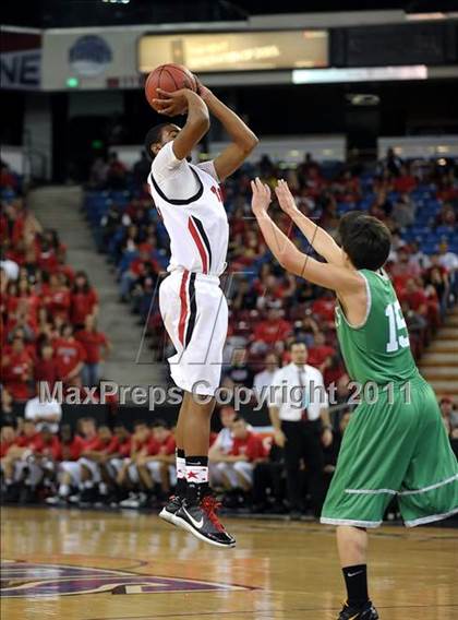 Thumbnail 2 in St. Mary's vs. Antelope (CIF SJS D2 Final) photogallery.