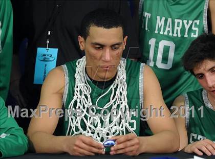 Thumbnail 3 in St. Mary's vs. Antelope (CIF SJS D2 Final) photogallery.