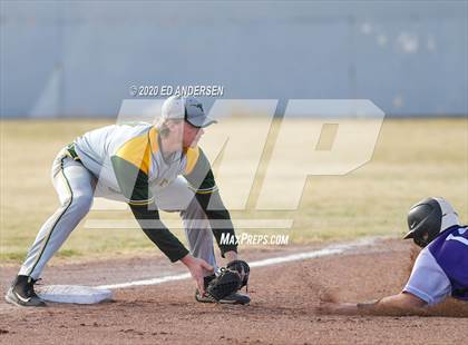 Thumbnail 3 in Yerington vs. Battle Mountain (Yerington Tournament) photogallery.