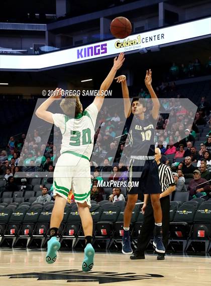 Thumbnail 1 in Elk Grove vs. El Camino photogallery.