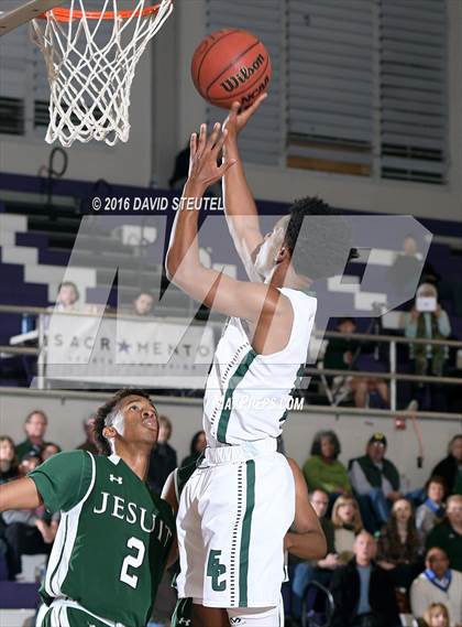 Thumbnail 1 in Strake Jesuit vs. Elliot Christian (St. Hope Elite Classic) photogallery.