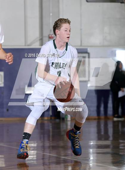 Thumbnail 2 in Strake Jesuit vs. Elliot Christian (St. Hope Elite Classic) photogallery.