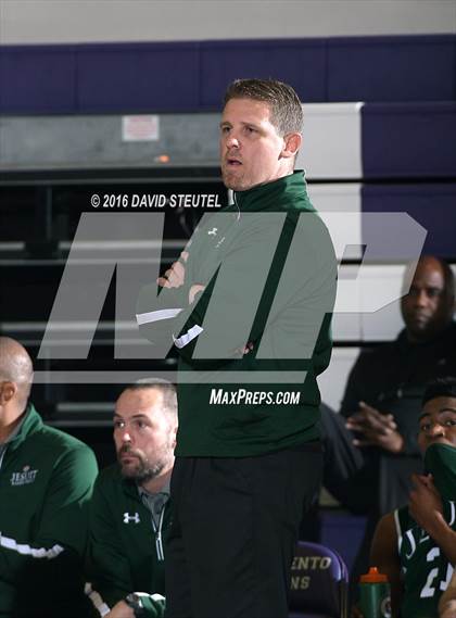 Thumbnail 3 in Strake Jesuit vs. Elliot Christian (St. Hope Elite Classic) photogallery.