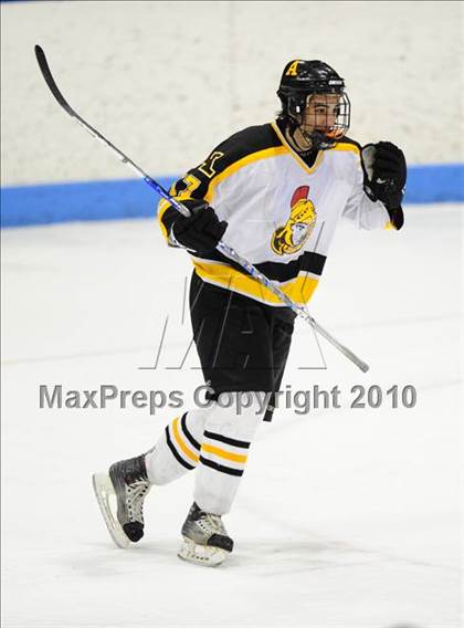 Thumbnail 2 in St. Joseph vs. Amity (CIAC Division 2 Final) photogallery.
