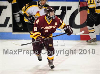 Thumbnail 3 in St. Joseph vs. Amity (CIAC Division 2 Final) photogallery.