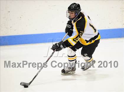 Thumbnail 2 in St. Joseph vs. Amity (CIAC Division 2 Final) photogallery.