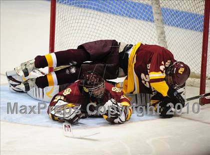Thumbnail 2 in St. Joseph vs. Amity (CIAC Division 2 Final) photogallery.