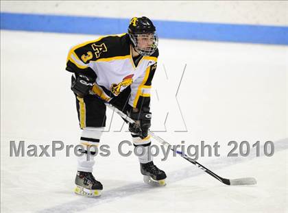 Thumbnail 2 in St. Joseph vs. Amity (CIAC Division 2 Final) photogallery.
