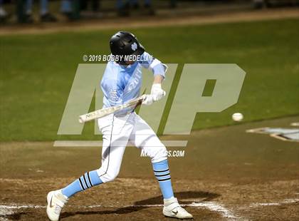 Thumbnail 3 in Clovis North @ Tulare Western photogallery.