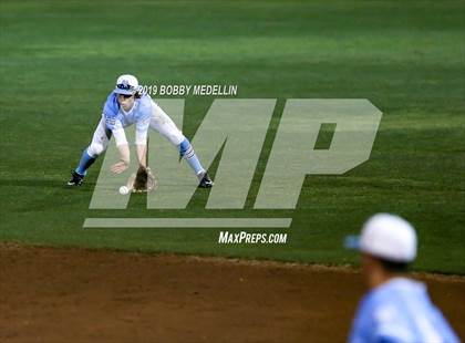 Thumbnail 1 in Clovis North @ Tulare Western photogallery.