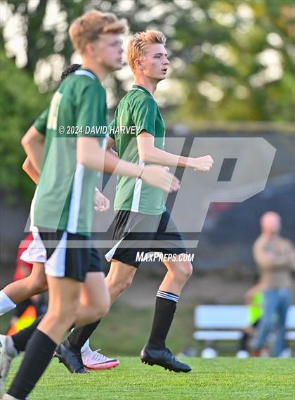 Thumbnail 3 in Mountain Range vs Bear Creek photogallery.