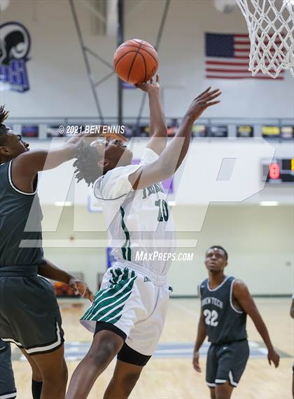 Thumbnail 2 in Brewbaker Tech vs Eastside (Legends Classic Showdown) photogallery.