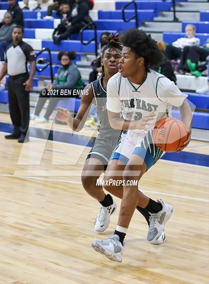 Thumbnail 3 in Brewbaker Tech vs Eastside (Legends Classic Showdown) photogallery.