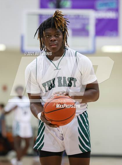Thumbnail 3 in Brewbaker Tech vs Eastside (Legends Classic Showdown) photogallery.