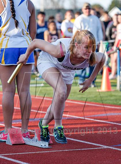 Thumbnail 1 in Mars Invitational Track Meet photogallery.