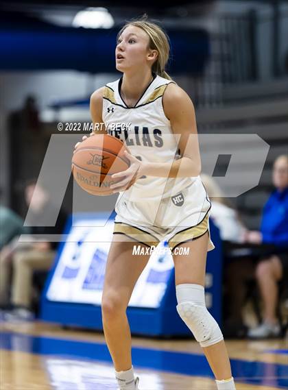 Thumbnail 2 in Staley vs Helias (Jefferson Bank Holiday Hoops) photogallery.