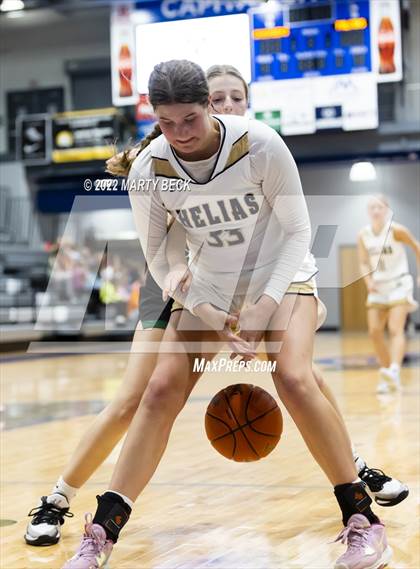 Thumbnail 2 in Staley vs Helias (Jefferson Bank Holiday Hoops) photogallery.
