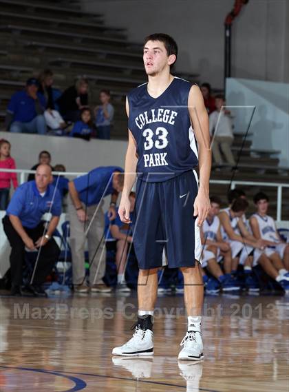 Thumbnail 3 in College Park vs. Friendswood (McDonald's Texas Invitational) photogallery.