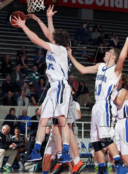 Thumbnail 1 in College Park vs. Friendswood (McDonald's Texas Invitational) photogallery.