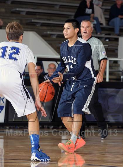 Thumbnail 1 in College Park vs. Friendswood (McDonald's Texas Invitational) photogallery.