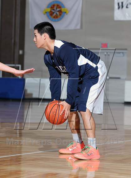 Thumbnail 3 in College Park vs. Friendswood (McDonald's Texas Invitational) photogallery.
