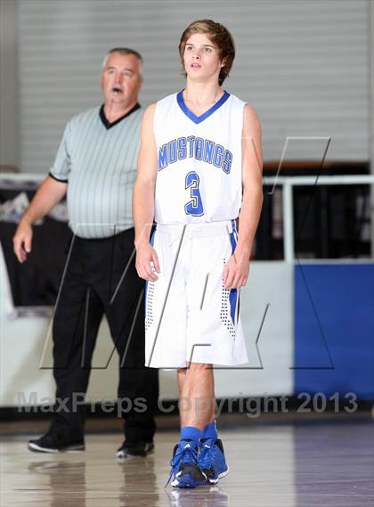 Thumbnail 1 in College Park vs. Friendswood (McDonald's Texas Invitational) photogallery.