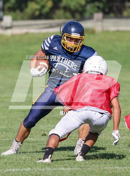 Thumbnail 3 in Quabbin Regional @ Hudson (scrimmage) photogallery.