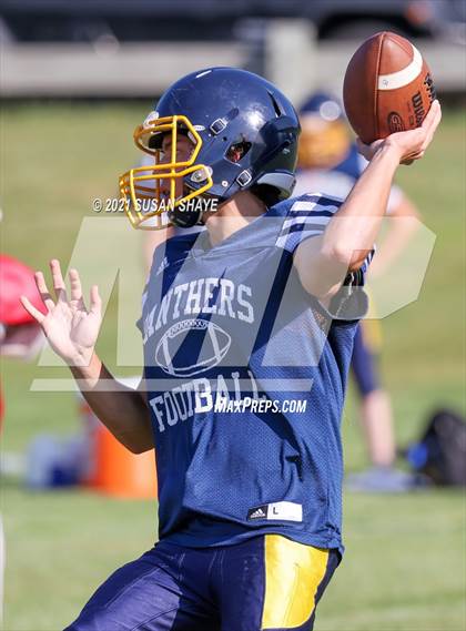 Thumbnail 3 in Quabbin Regional @ Hudson (scrimmage) photogallery.
