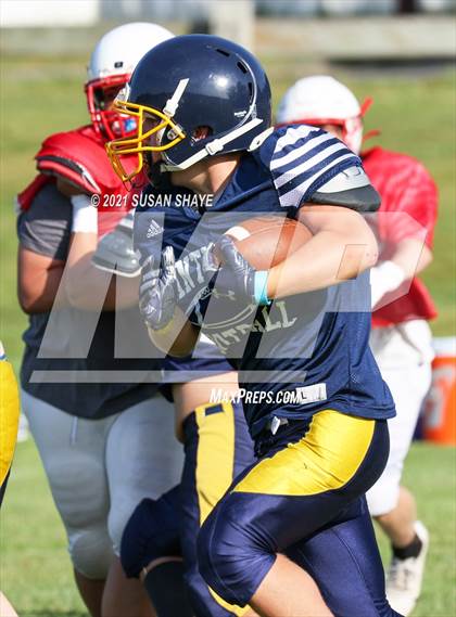 Thumbnail 1 in Quabbin Regional @ Hudson (scrimmage) photogallery.