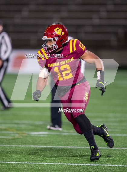 Thumbnail 3 in Clackamas @ Central Catholic photogallery.