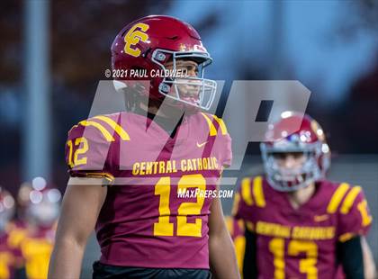 Thumbnail 2 in Clackamas @ Central Catholic photogallery.