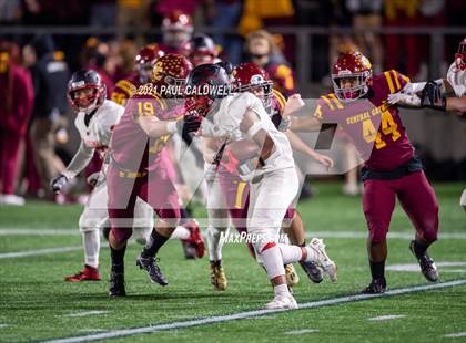 Thumbnail 2 in Clackamas @ Central Catholic photogallery.