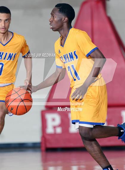 Thumbnail 2 in Plano East vs Fort Bend Elkins (McDonald's Texas invitational) photogallery.