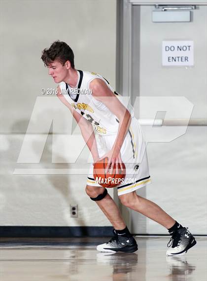 Thumbnail 1 in Plano East vs Fort Bend Elkins (McDonald's Texas invitational) photogallery.