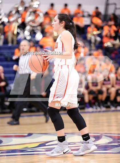 Thumbnail 2 in Palmview vs United (UIL 6A Bi-District Playoff) photogallery.