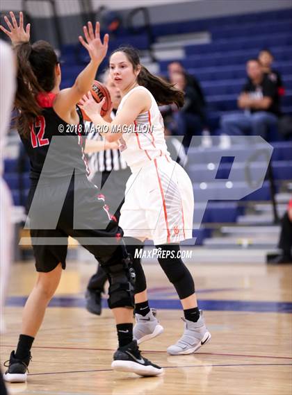 Thumbnail 1 in Palmview vs United (UIL 6A Bi-District Playoff) photogallery.