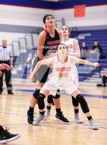 Thumbnail 2 in Palmview vs United (UIL 6A Bi-District Playoff) photogallery.