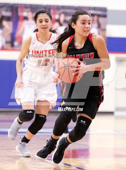 Thumbnail 2 in Palmview vs United (UIL 6A Bi-District Playoff) photogallery.