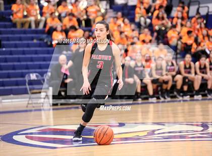 Thumbnail 2 in Palmview vs United (UIL 6A Bi-District Playoff) photogallery.